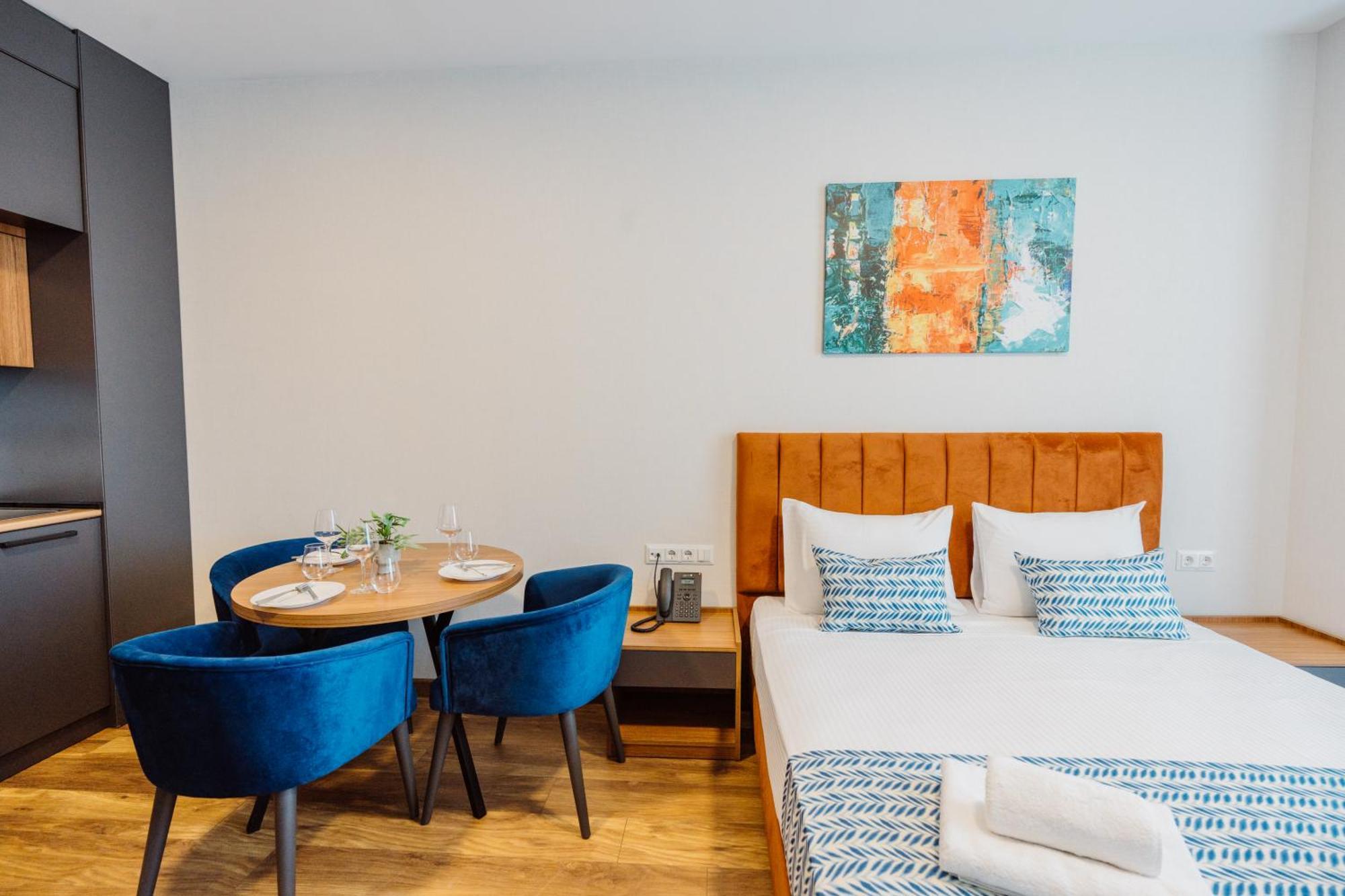 Hotel Navi Μπατούμι Εξωτερικό φωτογραφία