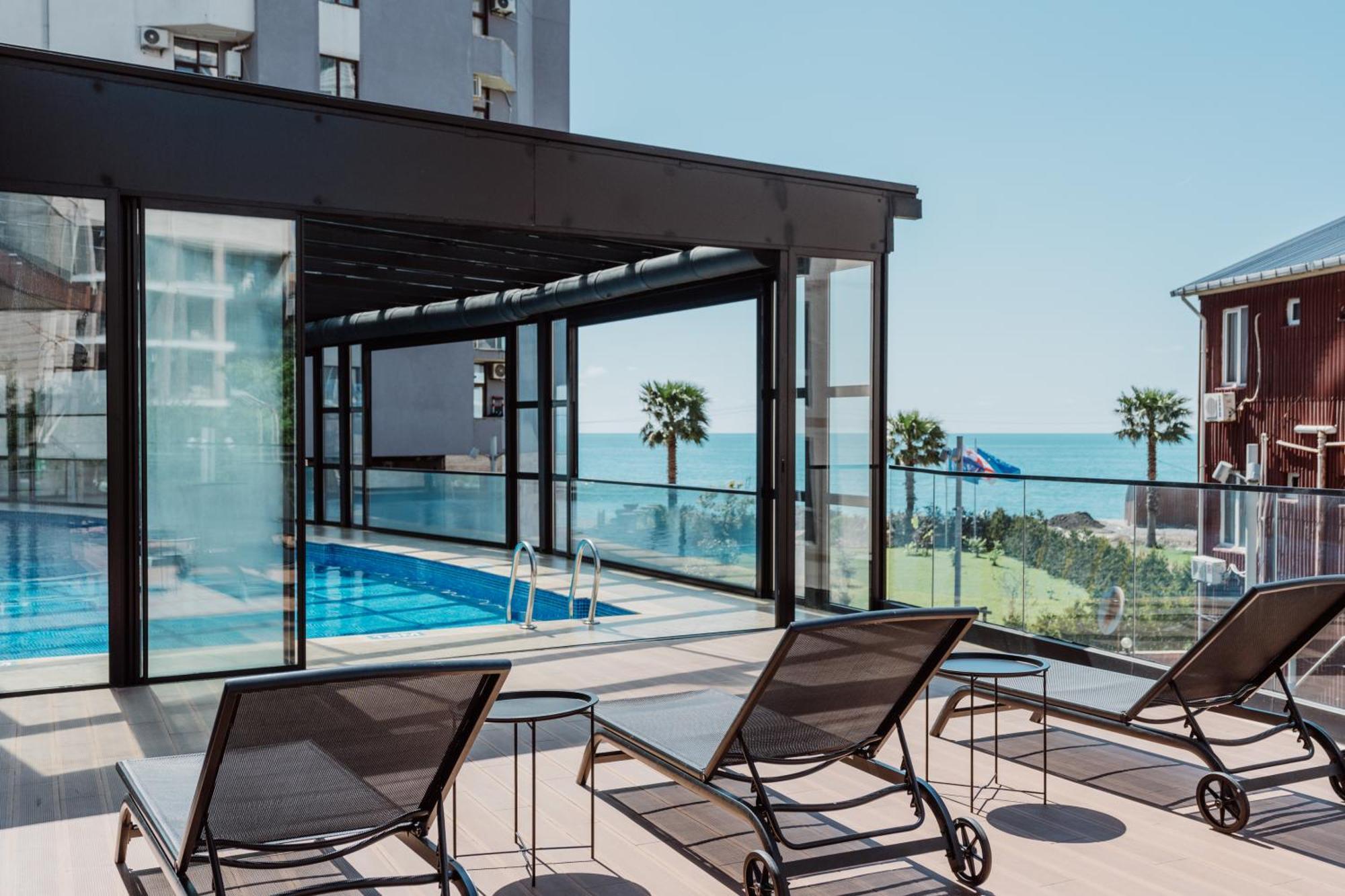 Hotel Navi Μπατούμι Εξωτερικό φωτογραφία