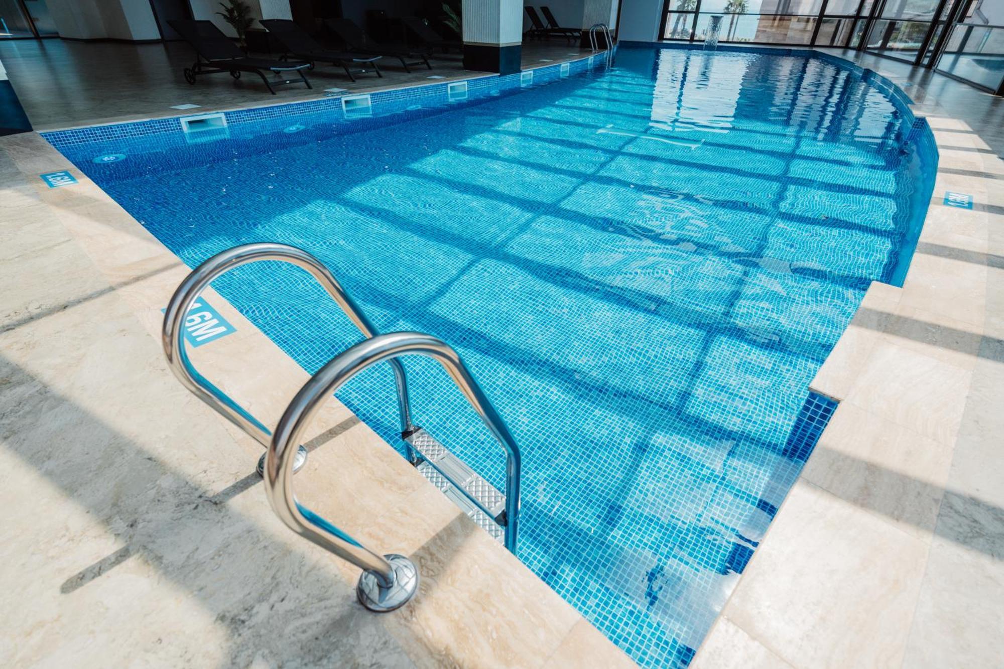 Hotel Navi Μπατούμι Εξωτερικό φωτογραφία