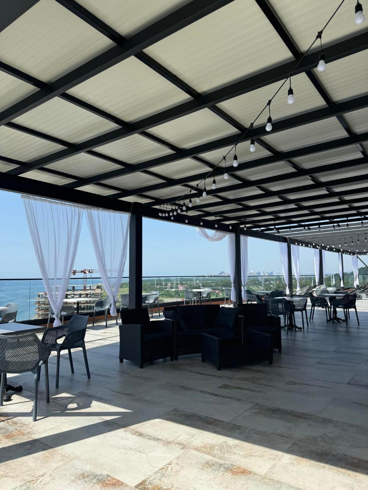 Hotel Navi Μπατούμι Εξωτερικό φωτογραφία