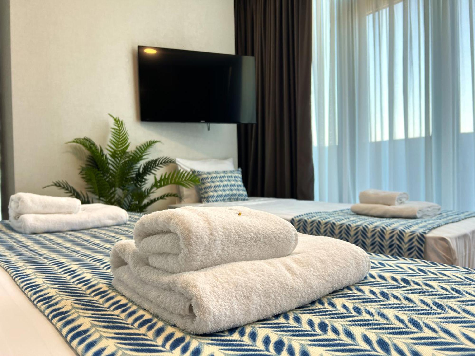 Hotel Navi Μπατούμι Εξωτερικό φωτογραφία
